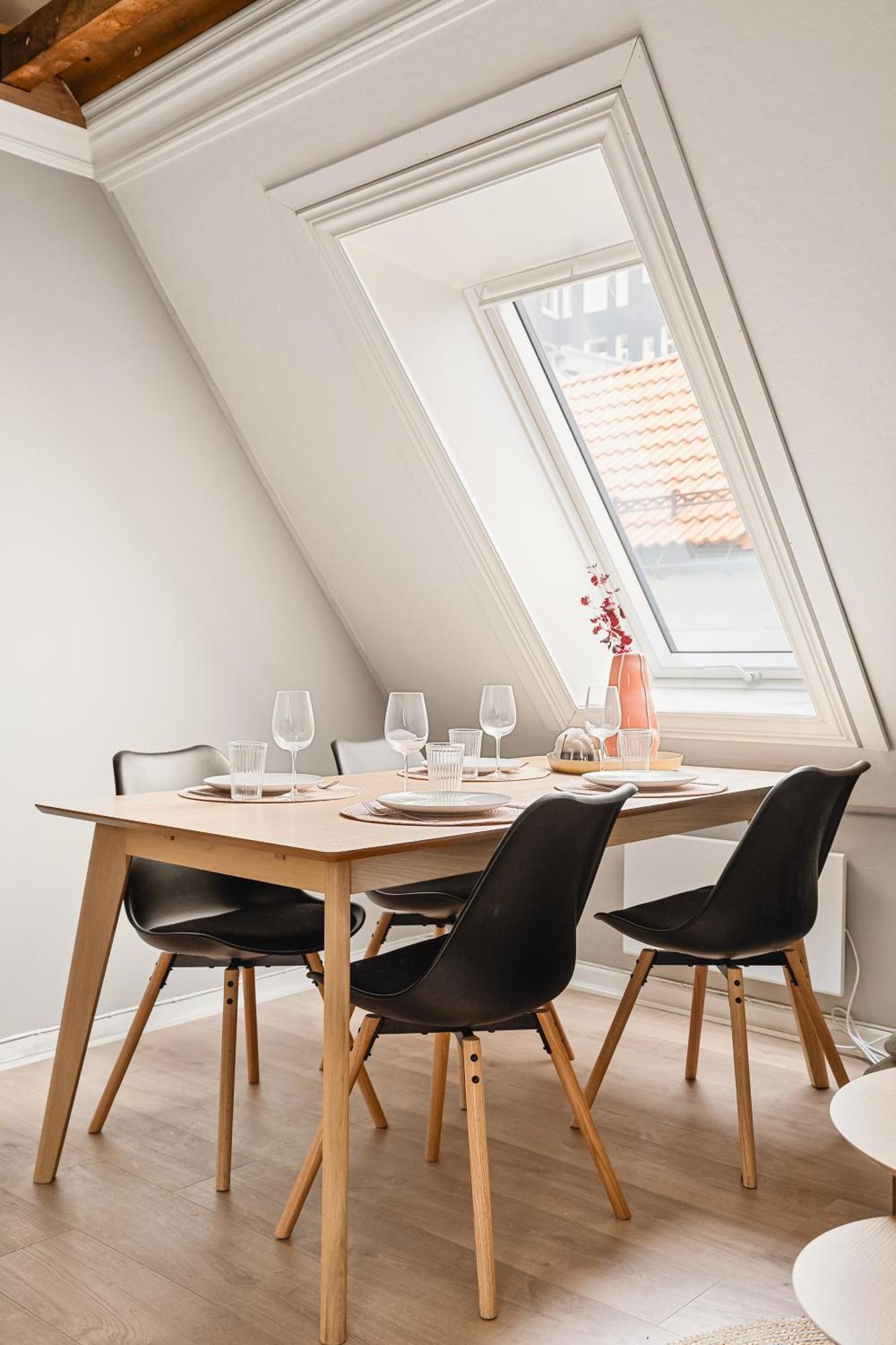 2024 Renovated Luxury Penthouse! Up To 9 Guests! Bergen Exterior photo